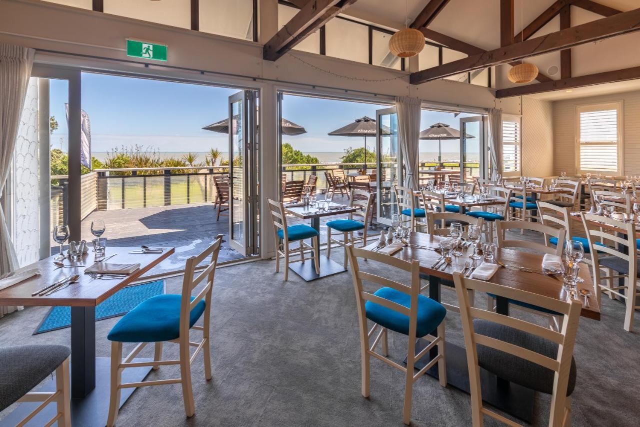 Beachfront Hotel